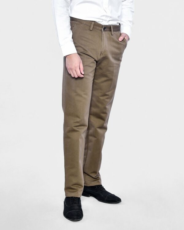 tapered fit pants